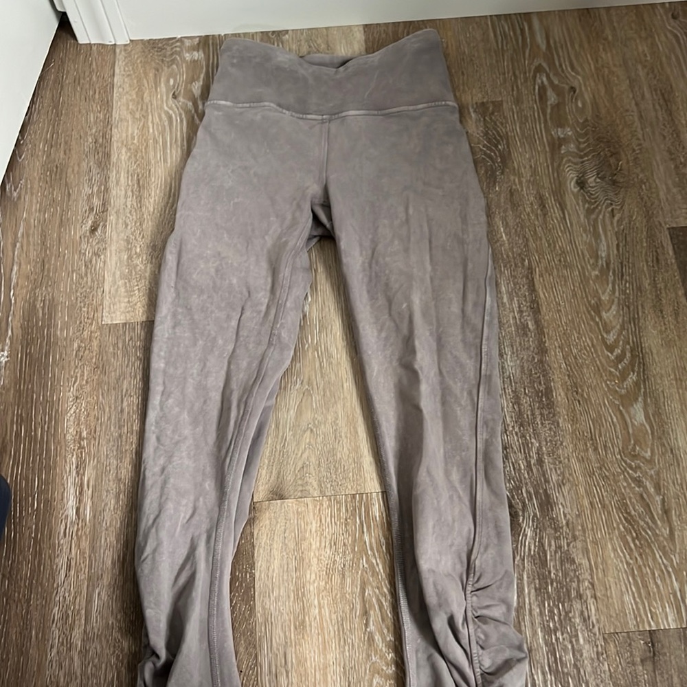 Lululemon Gray ribbed legging